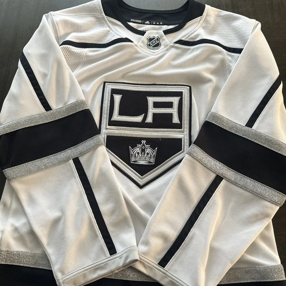 Adidas LA Kings White Authentic  Jersey Size 46